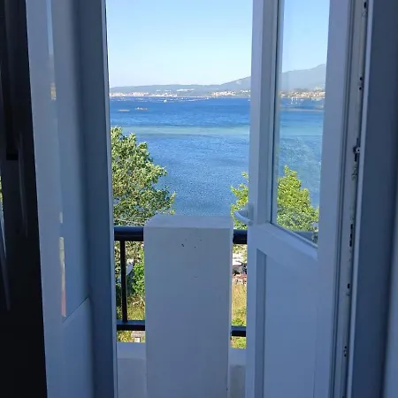 Terraza Miramar Sl * Boiro