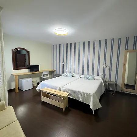 Terraza Miramar Sl * Boiro