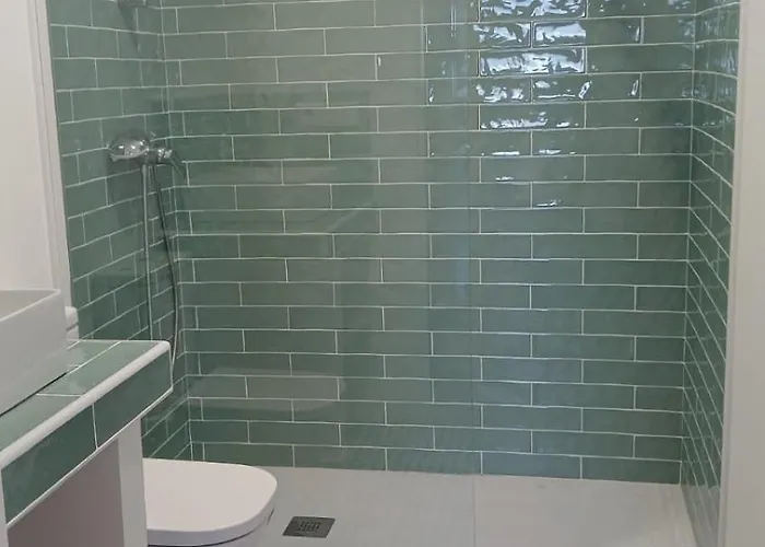 Terraza Miramar Sl * Бойро