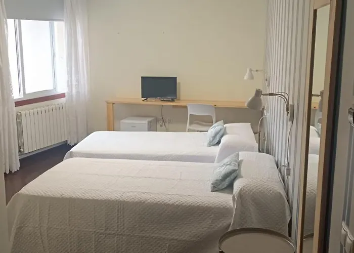 Terraza Miramar Sl Hostel Boiro